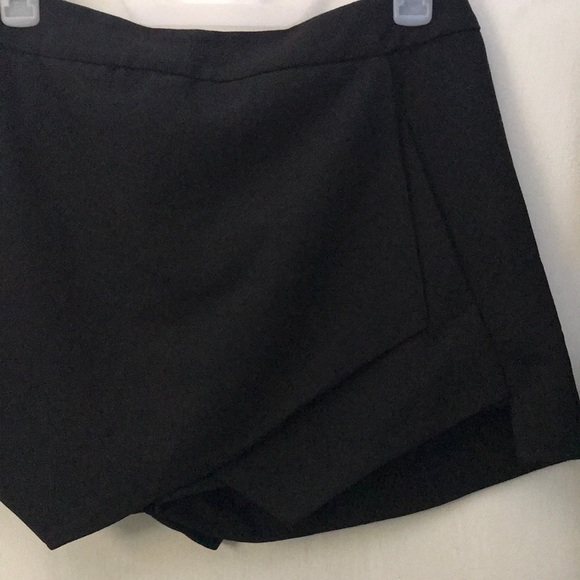 Skort - Picture 5 of 5